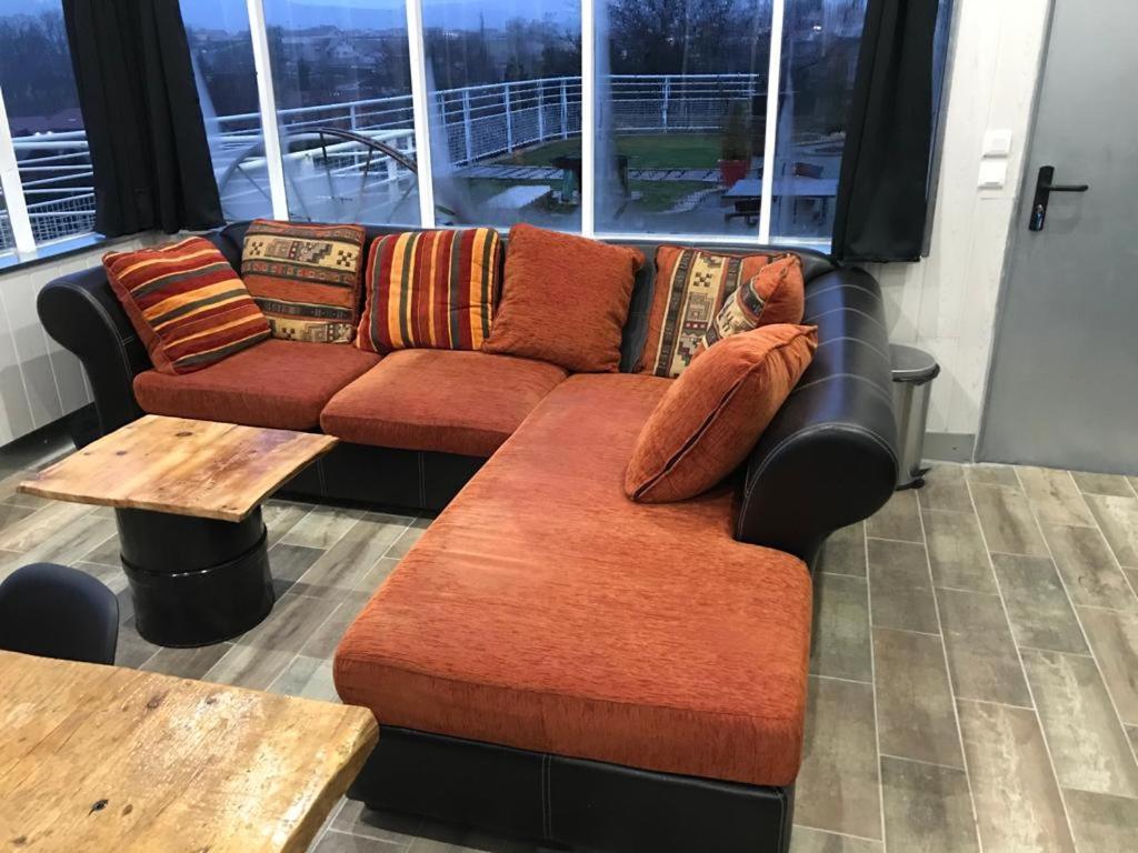Best Price #3 "La Serre" X4 People Orchamps-Vennes Екстер'єр фото